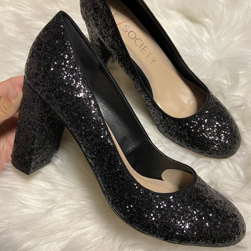 New in box sole society glitter black heels womens